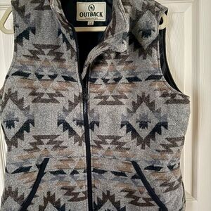 Outback Trading Co. Gray Patterned Women's Vest